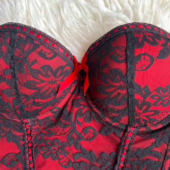 y2k corset lingerie top/ black and red bustier top Size M